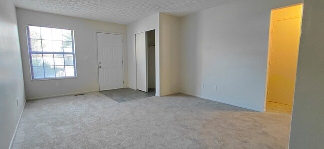 Building Photo - 2502 Thimbleberry Rd Rental