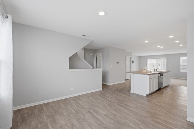 Photo - 217 Goldenrod Dr