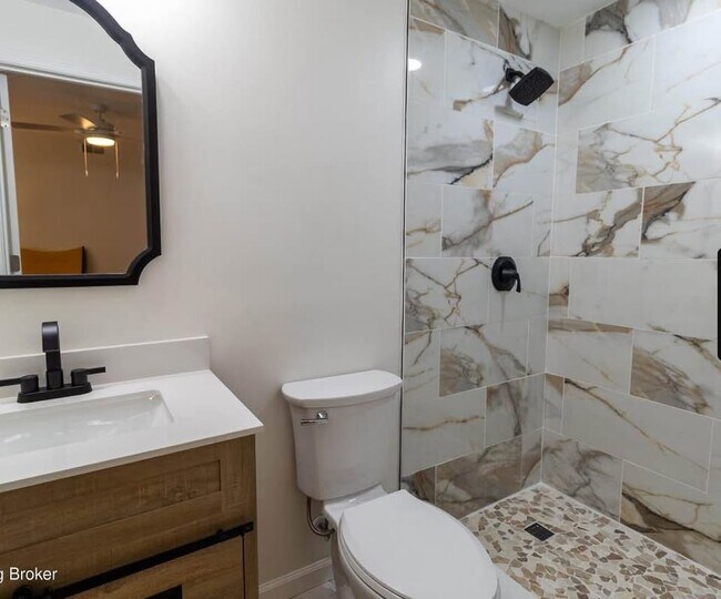 Photo - 1230 Fischer Ave