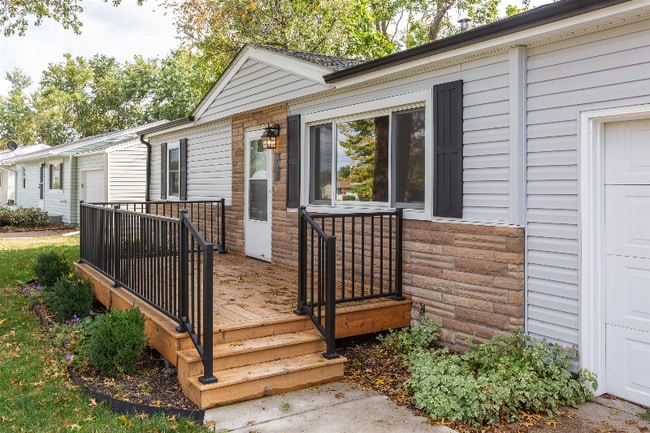 Photo - 213 Highland Dr