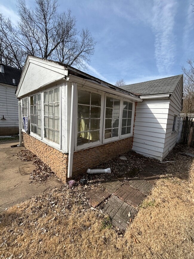 Photo - 2211 W Butler St