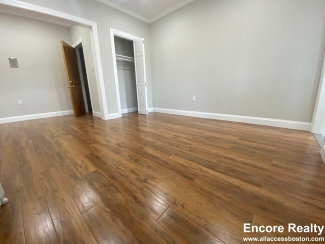 Photo - 33 Highgate St Unit 3