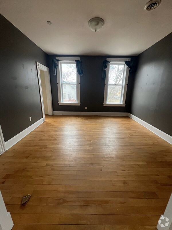 Building Photo - 317-319-319 E Garfield Ave Unit 317 E Garfield Ave Rental