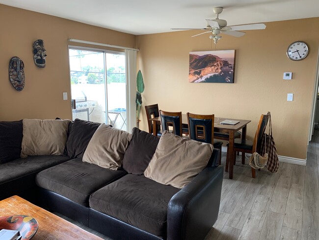 Photo - 1417 Calle Mirador