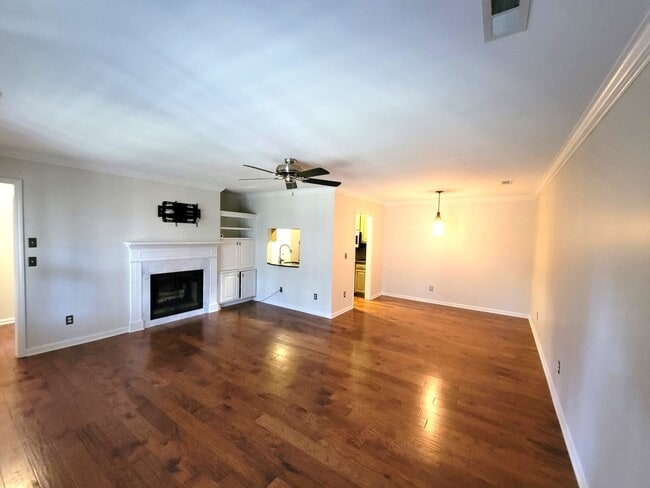 Photo - 2 Bedroom Condo in Heart of SouthPark!!