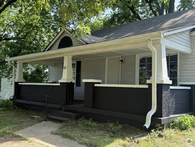 Building Photo - 867 S Morgantown Rd Rental