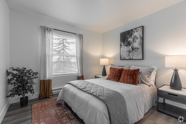 2BR, 1BA - 810SF - Second Bedroom