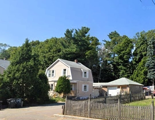 Building Photo - 47 Quarry St Rental