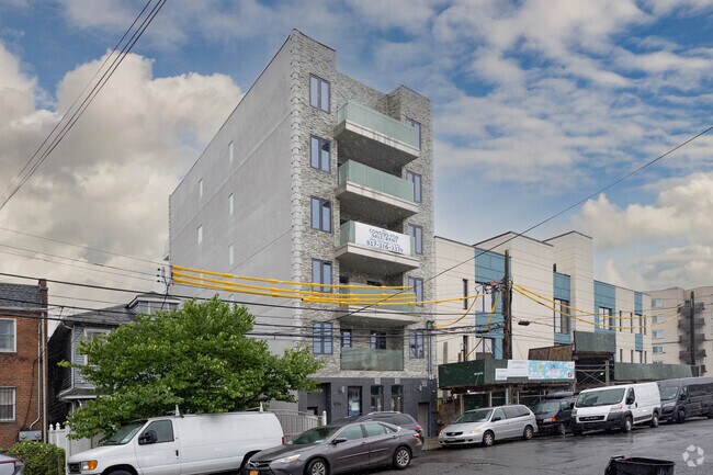 Photo - 1014 Banner Ave