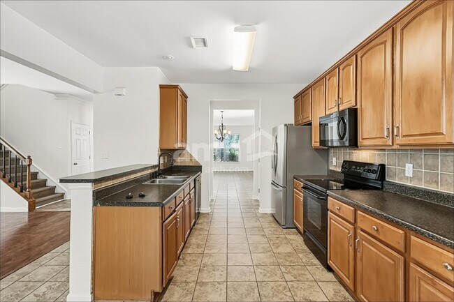 1010 Breakmaker Ln