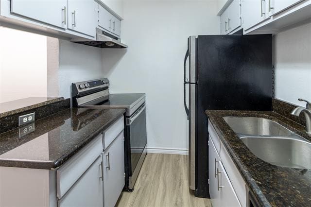 Building Photo - 4044 Buena Vista St Unit 104