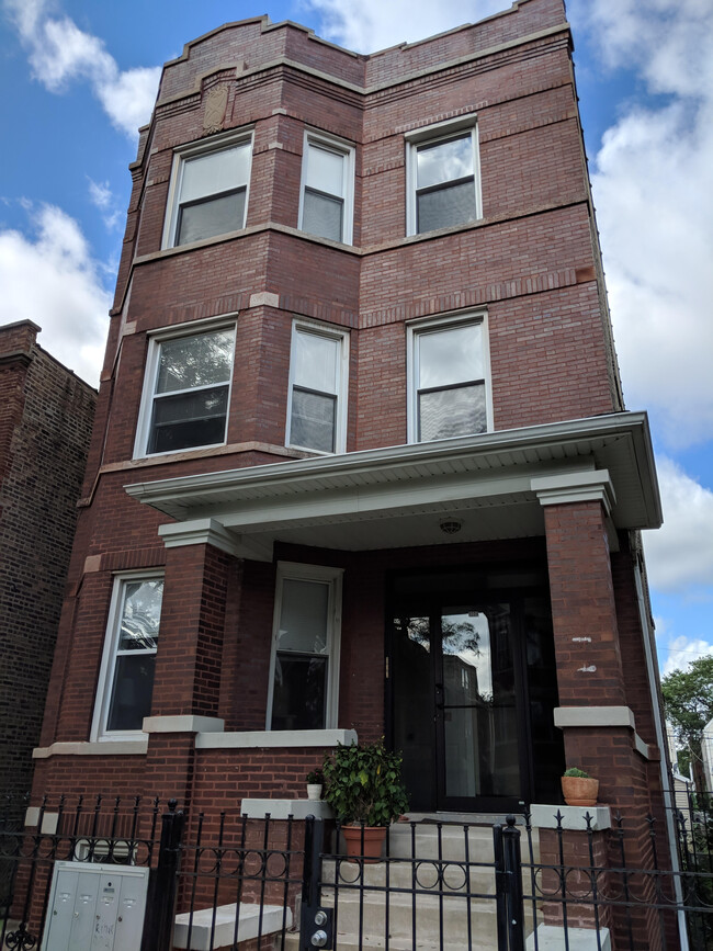 Photo - 3224 N Monticello Ave Apartments Unit 1