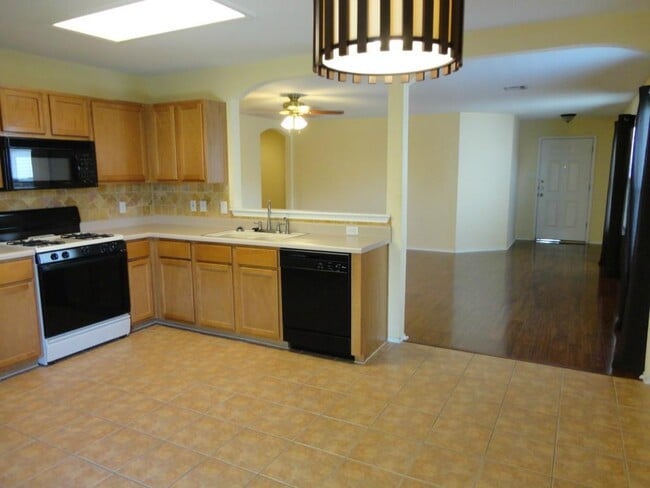 Building Photo - 17418 Dashwood Creek Dr Rental