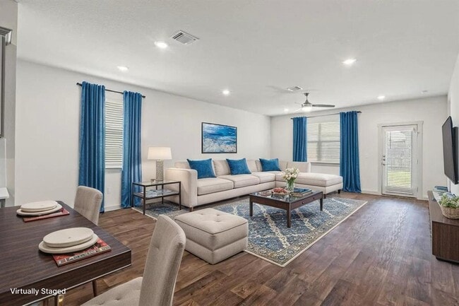 Photo - 3024 Louris Ln