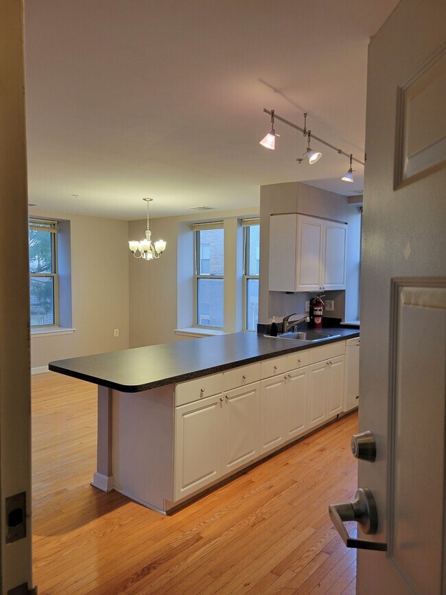 Photo - 1308 Clifton St NW