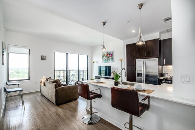 Photo - 2002 Holcombe Blvd Unidad ID1359170P