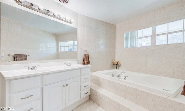 Photo - 1343 Woodmere Ln