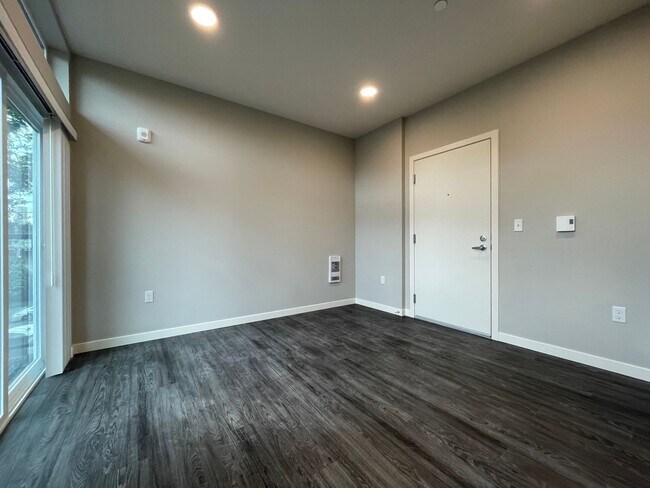 Photo - Sylvan Court