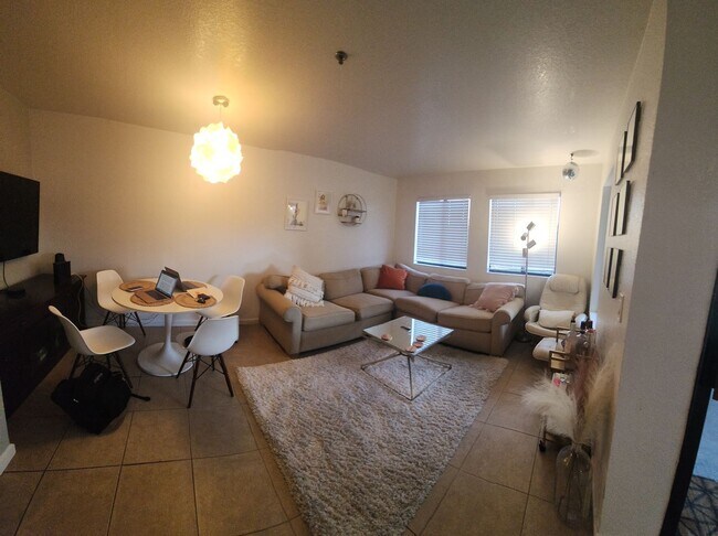 1239 Foothill Blvd
