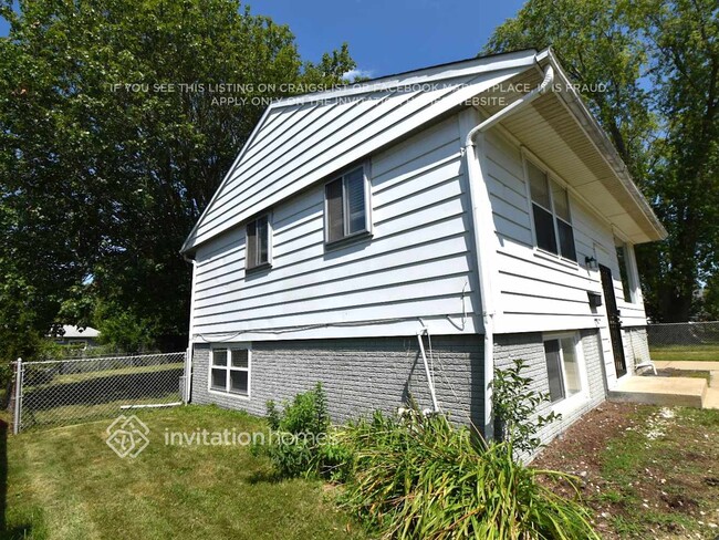 Photo - 4242 Clark Dr