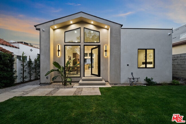 Photo - 8982 Norma Pl