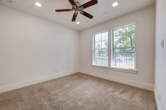 Photo - 1413 Patterson St