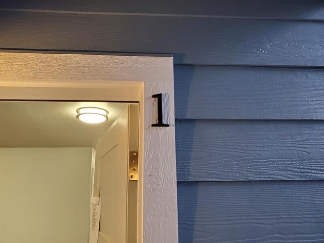 Photo - 220 Cheryl Ln Unit 1