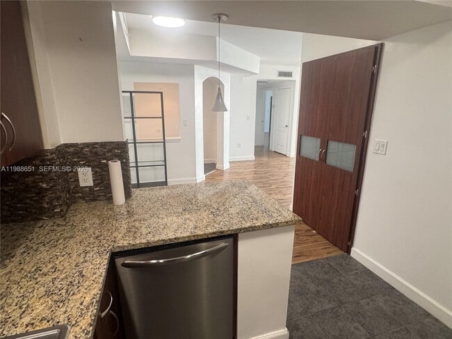 Photo - 100 N Federal Hwy Unit 825