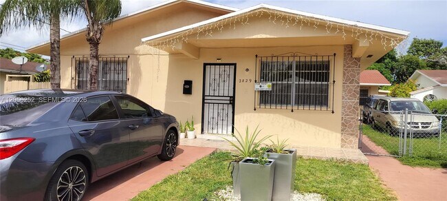 Photo - 2829 SW 38th Ct Unit 2829