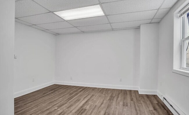 Photo - 7 S Market St Unit #1