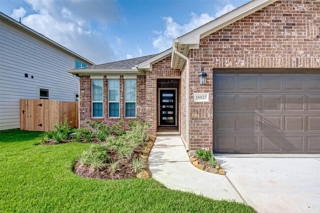 Photo - 18827 Carlisle Landing Ln