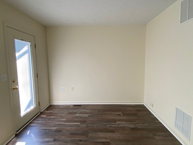 Photo - Spacious End Unit Townhouse with 2 Maste Suites 1920 Square Feet