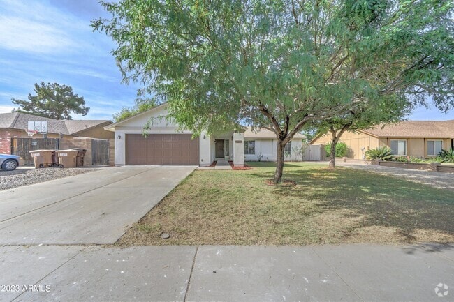 Building Photo - 7113 W Sunnyside Dr Rental