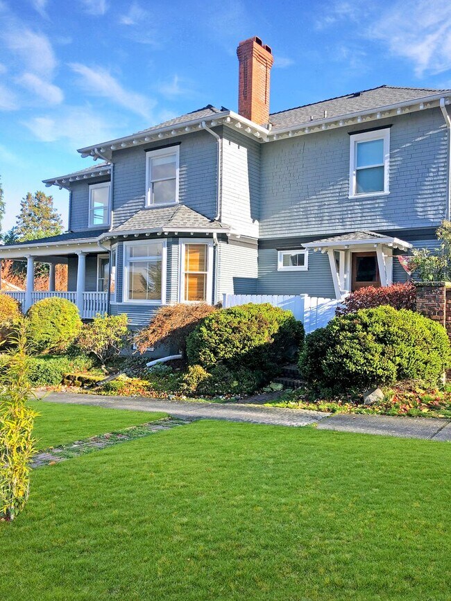 Photo - Historic North Slope Charm with Sweeping Sound Views — 4BR/1.5BA Unidad A
