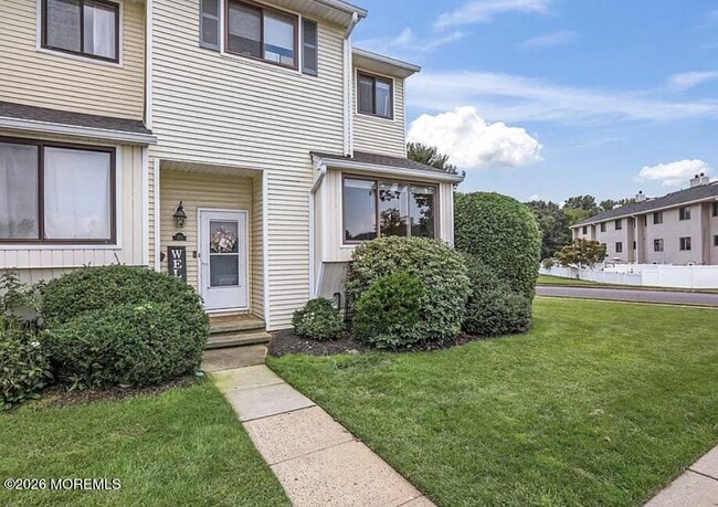 Photo - 211 Clubhouse Dr
