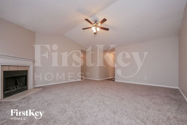 Photo - 732 Four Winds Ln