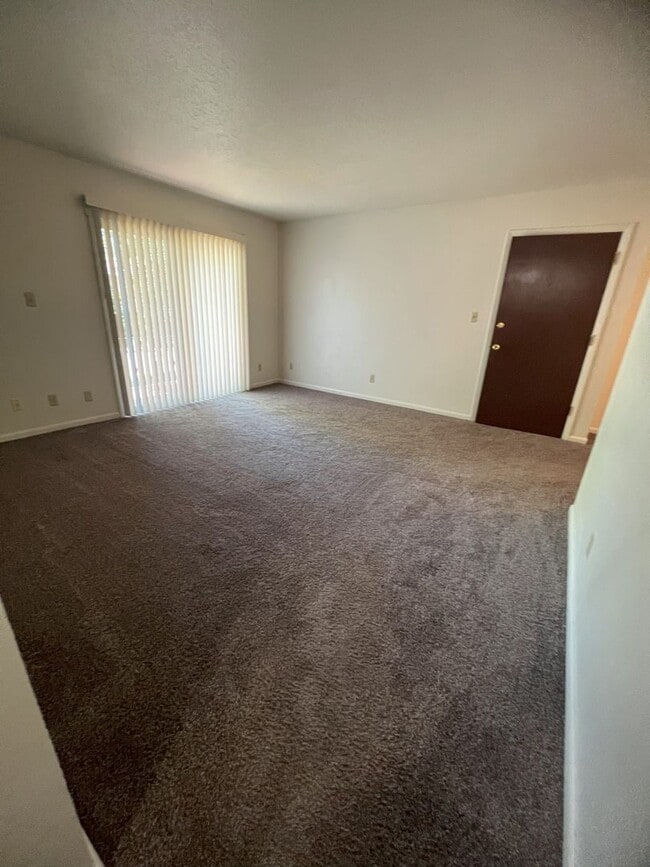 Photo - 2 Bedroom 1 Bath Balcony Apartment Available Unidad 1819-A6