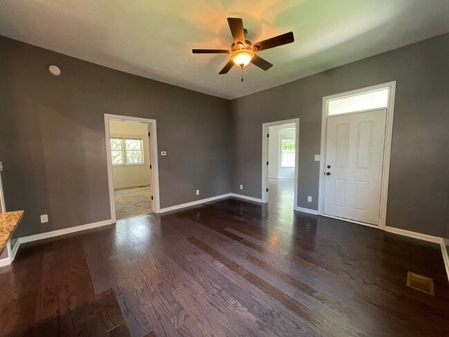 Photo - 1206 Chestnut St