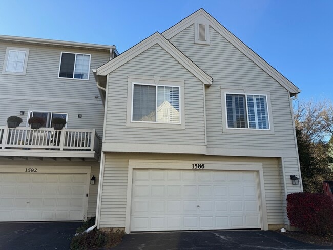 Photo - 1586 New Haven Dr