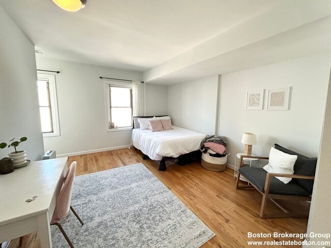 914 Dorchester Ave Unit 2