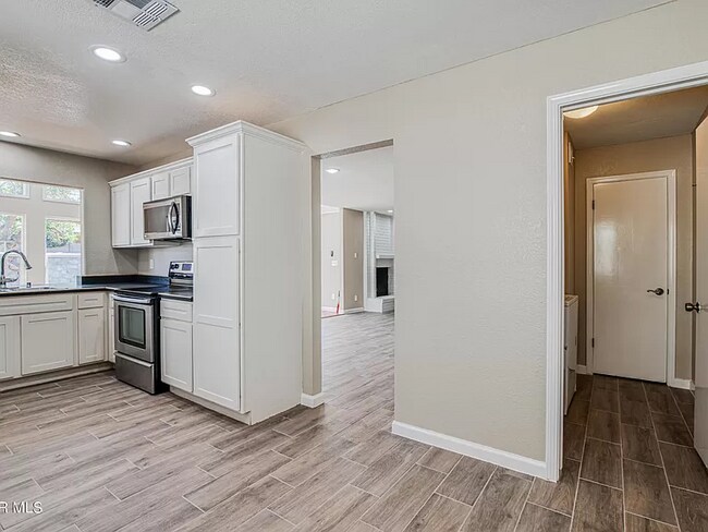 Photo - 752 Agua Caliente Dr