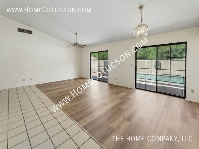 1551 E Sonoran Desert Dr