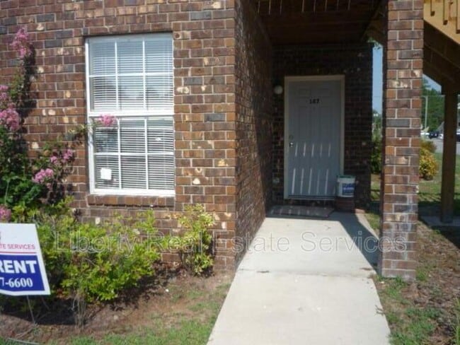 Building Photo - 350 Beverly St Rental