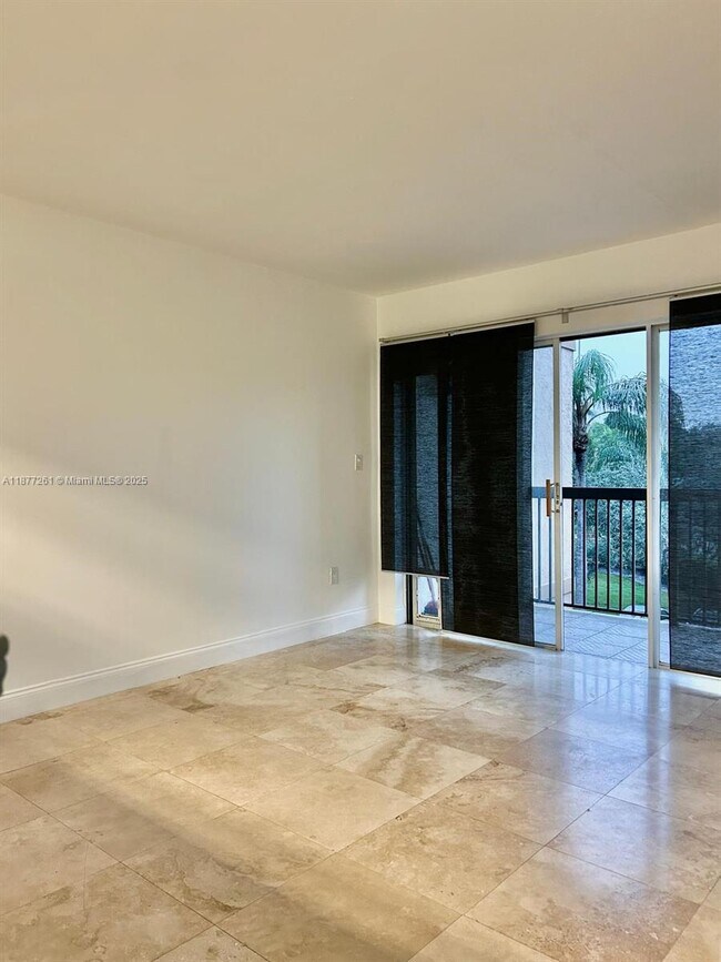 Photo - 701 NW 19th St Unit 304