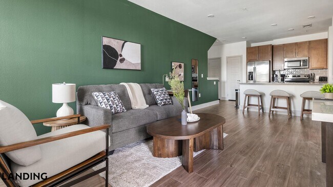 348 Main St Unit 3215