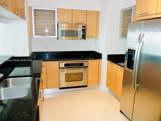 Photo - 31 SE 5th St Unidad 3517