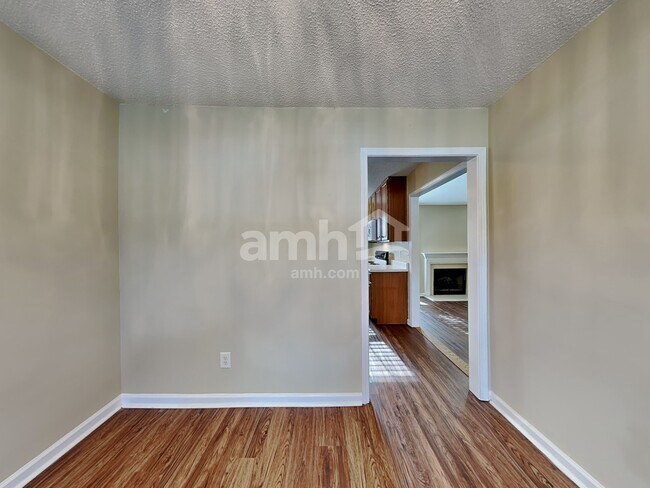 Photo - 8812 Love Field Ct