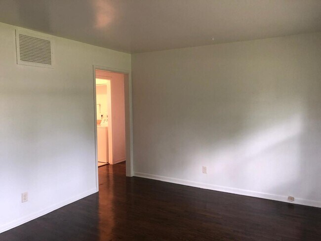 Photo - 116 Pauline Ave