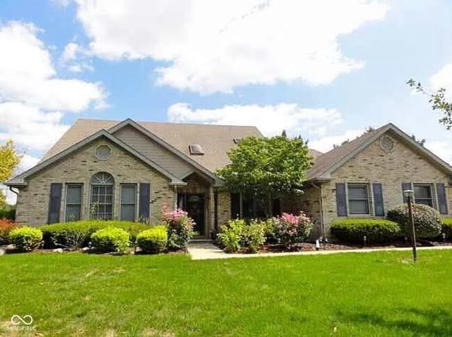 Building Photo - 412 S Prestwick Ln