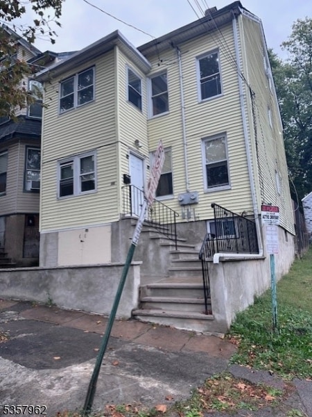Photo - 145 N 2nd St Casa